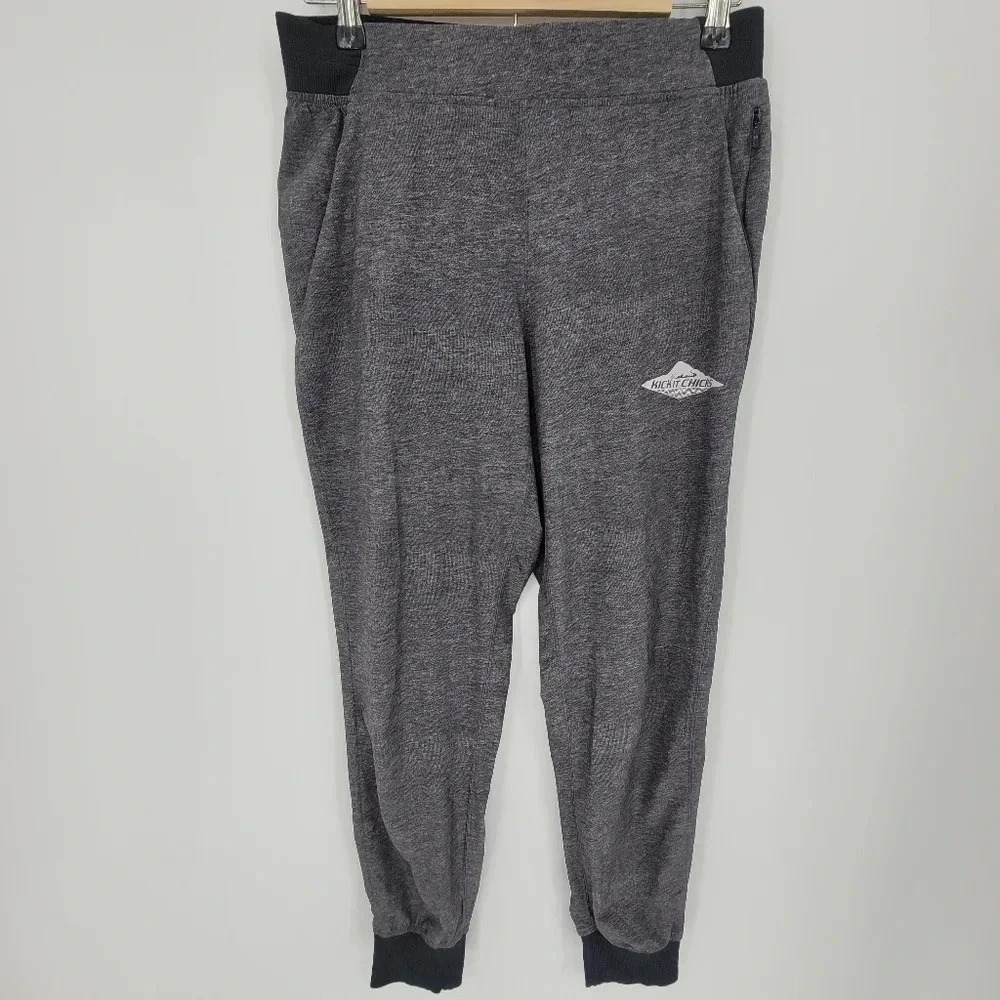 LULULEMON Grey kick it chicks light weight breathable jogger pants size 6